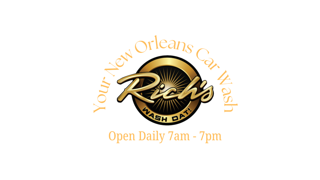 A black and gold logo for rich 's wash day.